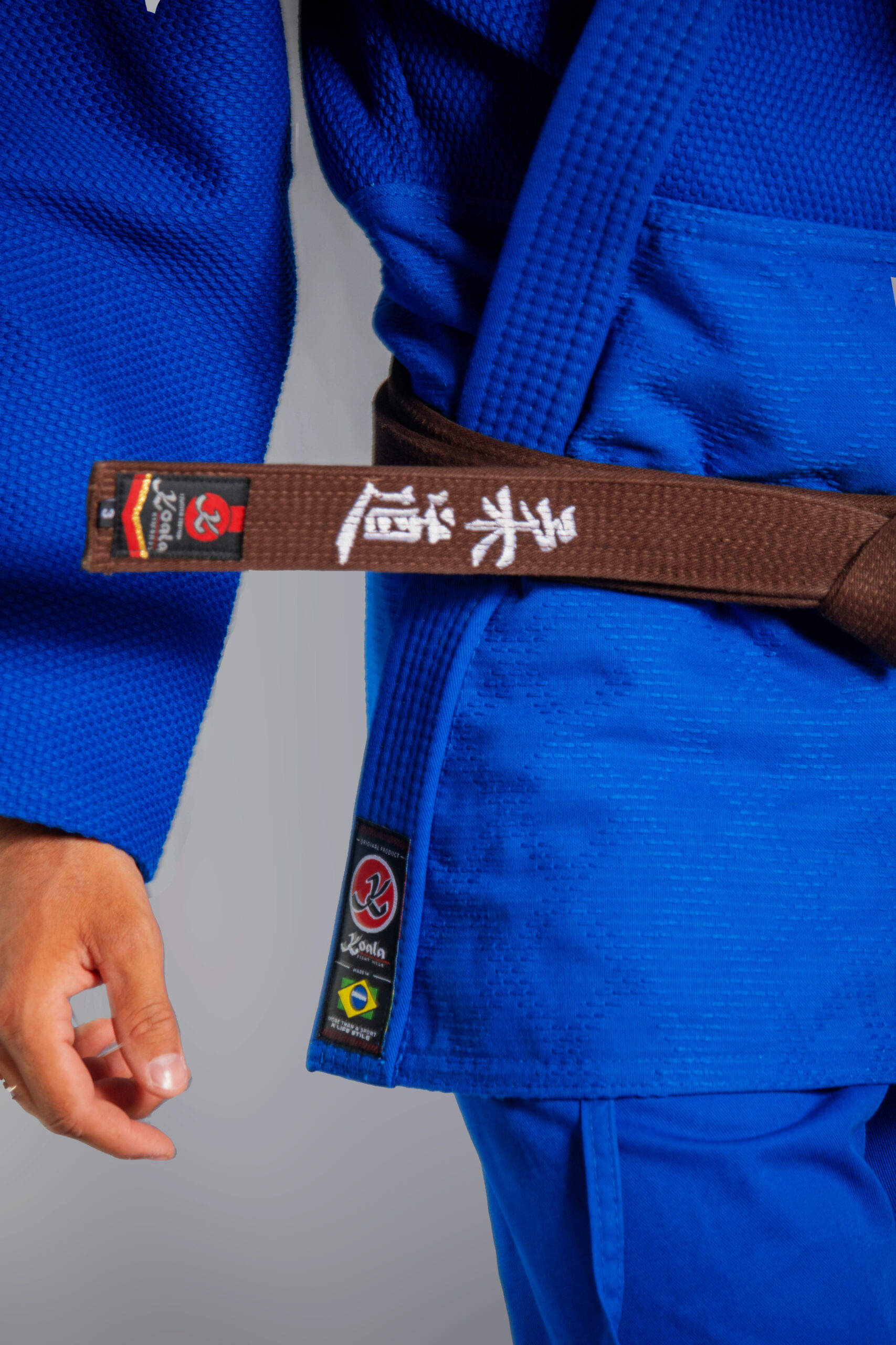 Kimono Trançado Ouro Judô Adulto Azul - Kimonos Koala